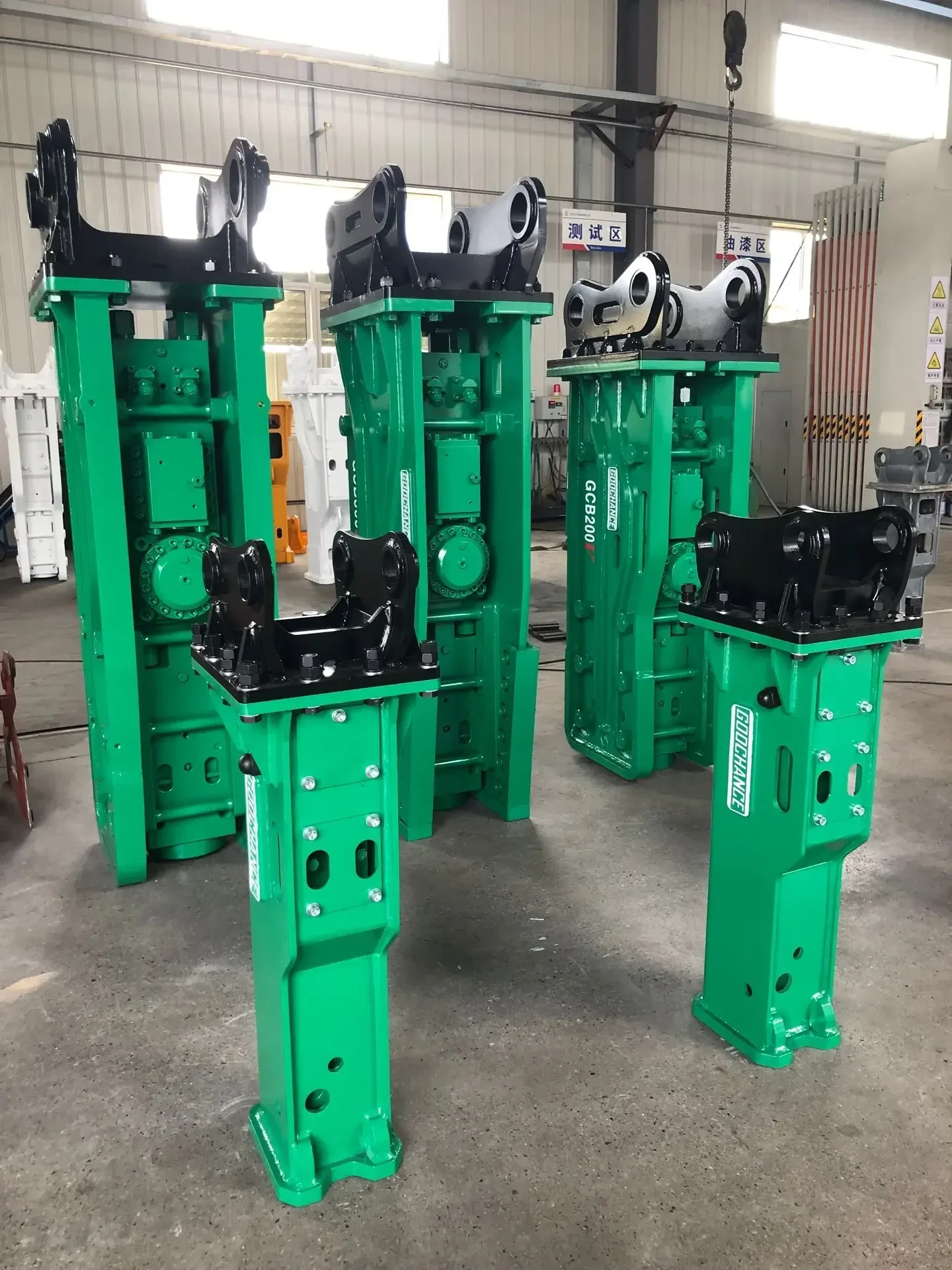หัวเจาะไฮดรอลิกแบบกล่อง GCB40S - Heavy Equipment Breaker บทวิจารณ์และราคา